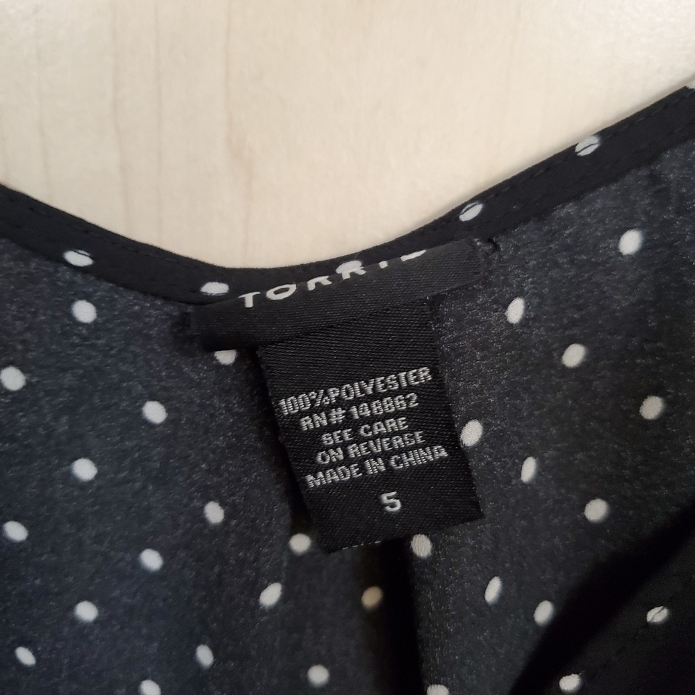 Torrid Polka Dot Tunic #1169 - Picture 4 of 5